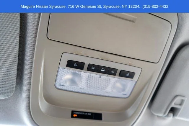 Used 2016 Green GMC SLT image 36
