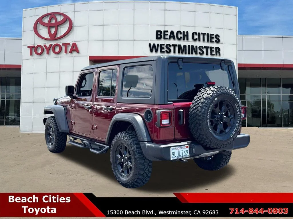 Used 2021  Jeep Unlimited Willys image 8