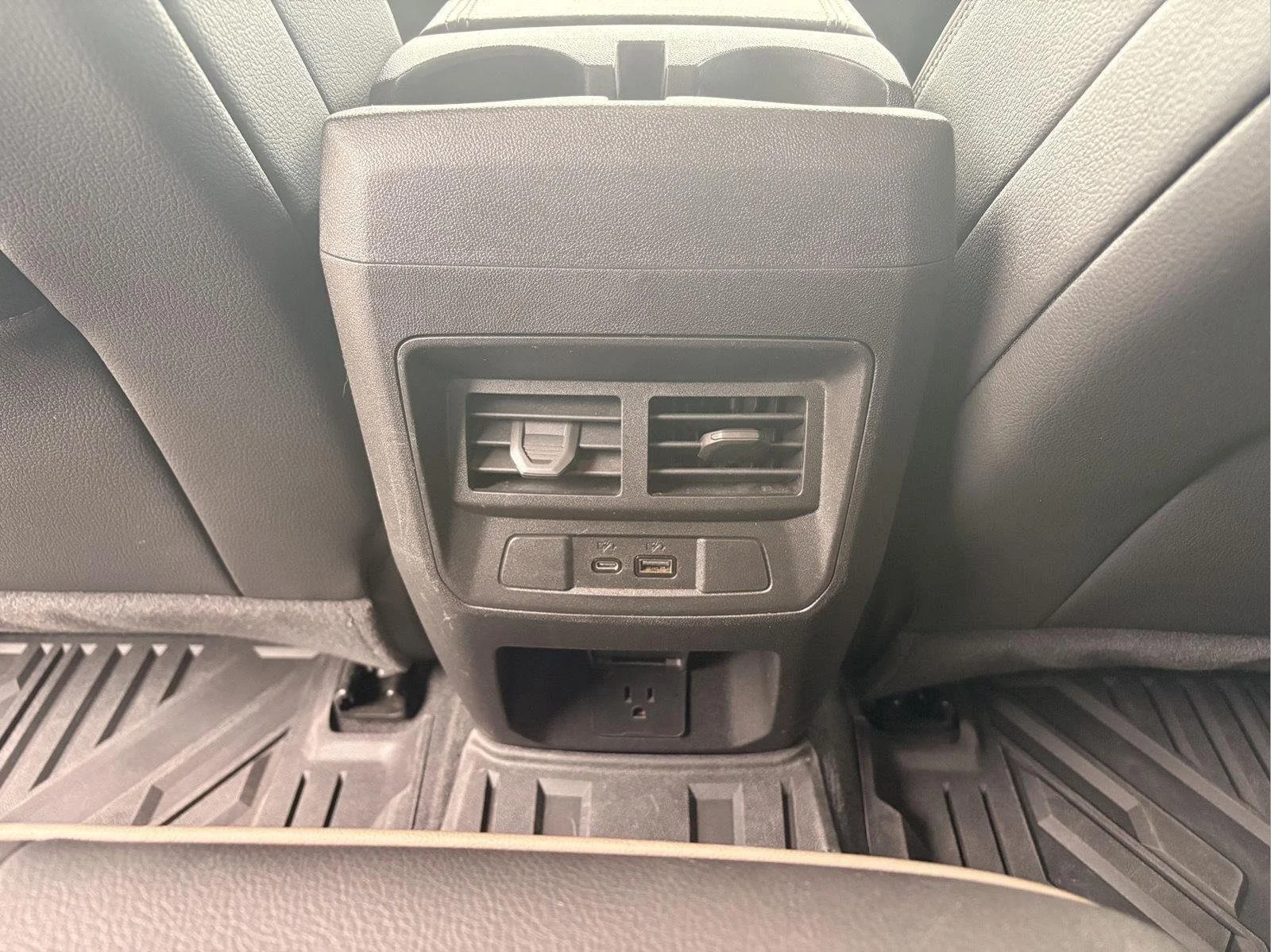 Used 2025 Onyx Black GMC Denali image 11