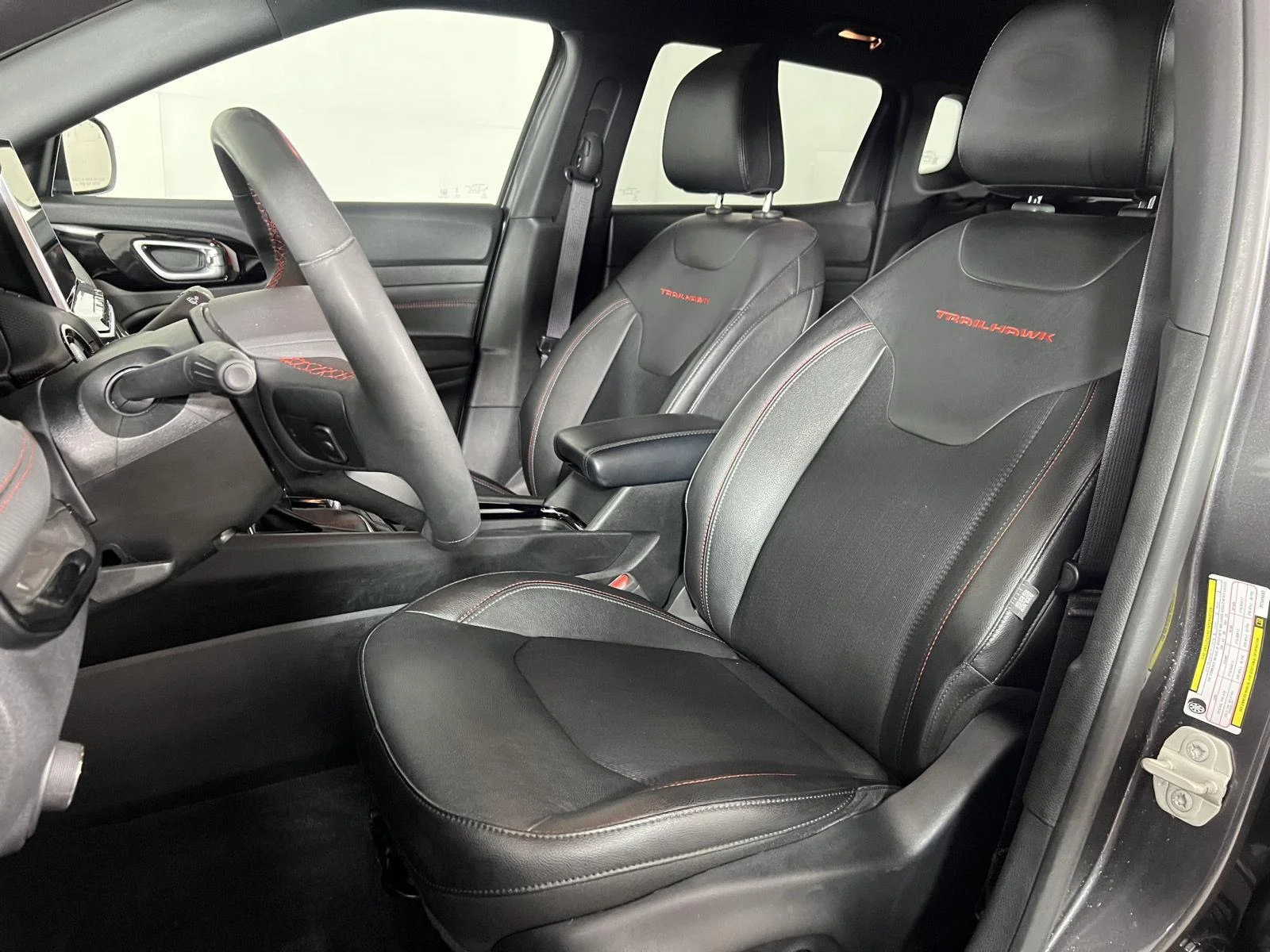 Used 2023 Gy Jeep Trailhawk image 15