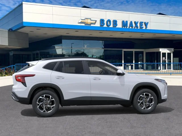 New 2026 Summit White Chevrolet LT image 5