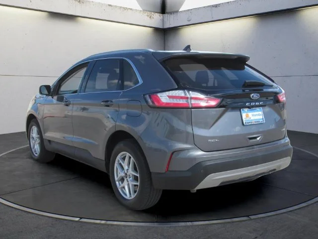 Used 2024 Gray Metallic Ford SEL image 5
