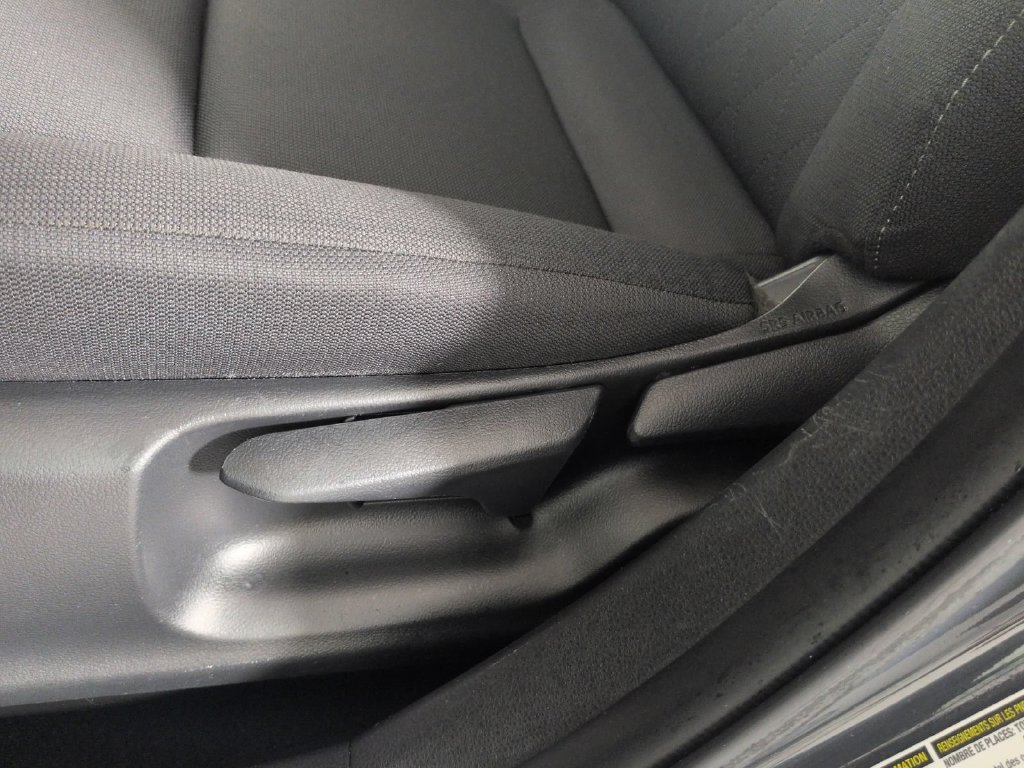 2024 Toyota Corolla LE - Photo 27