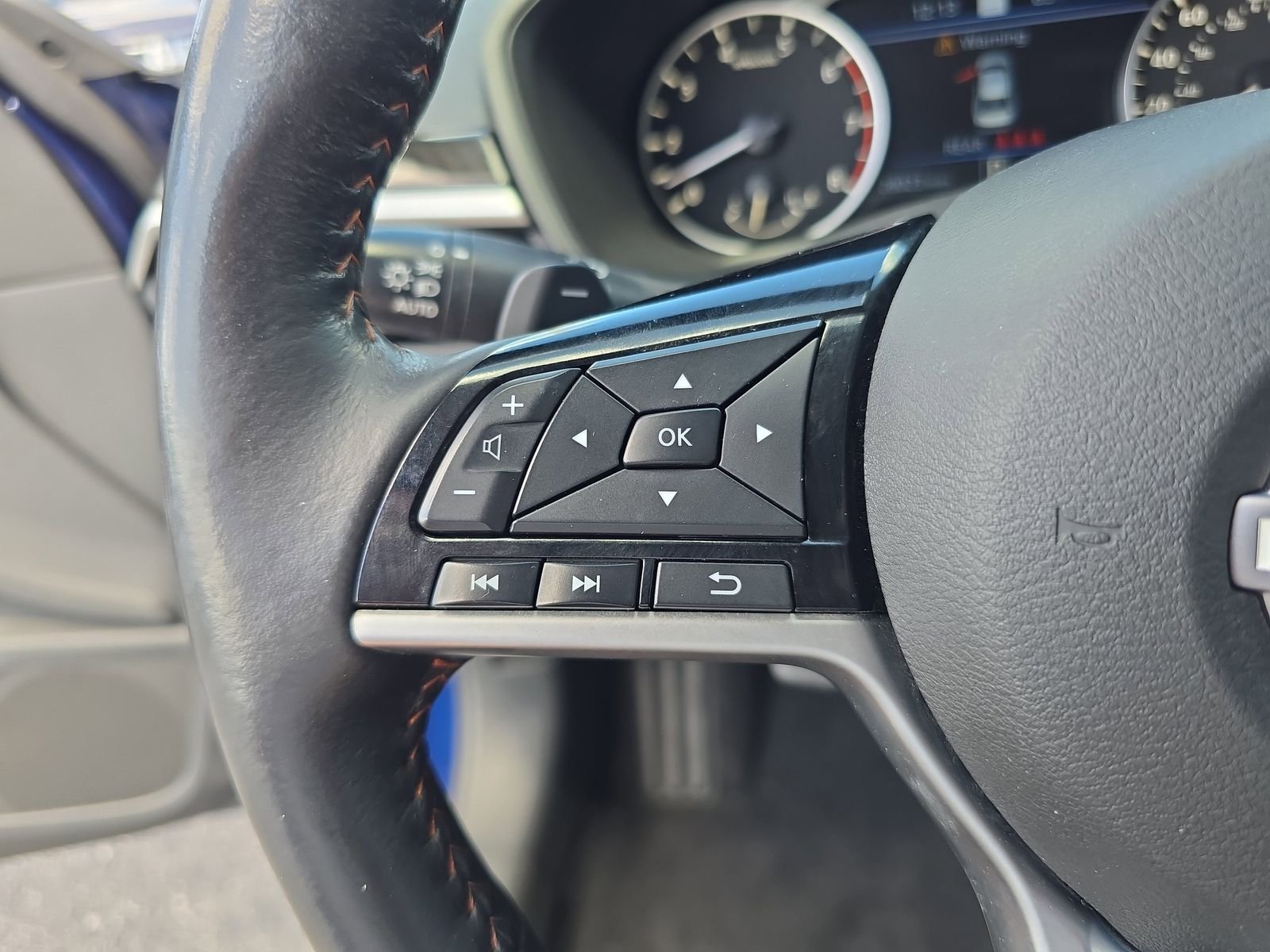 2023 Nissan Altima SR - Photo 23