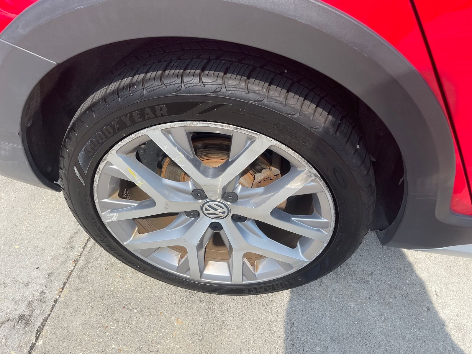 Used 2017 Red Volkswagen TSI SEL image 12