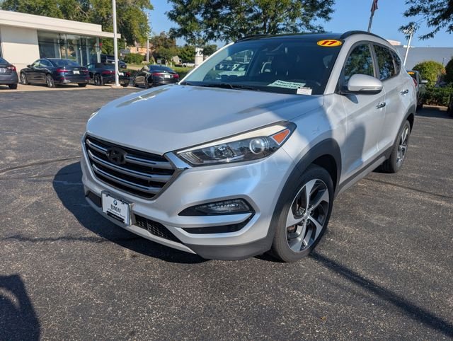 Used 2017 Molten Silver Hyundai Limited image 10