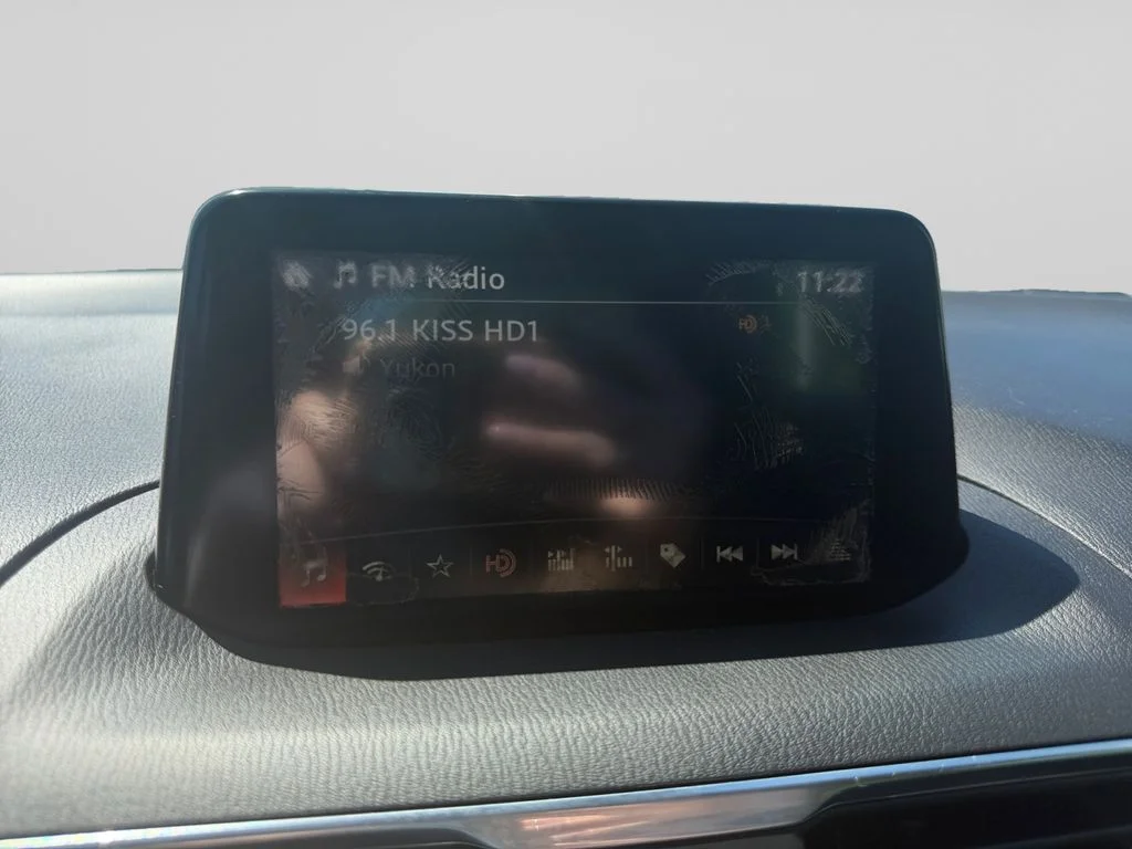 Used 2018 Gray Mazda Grand Touring image 21