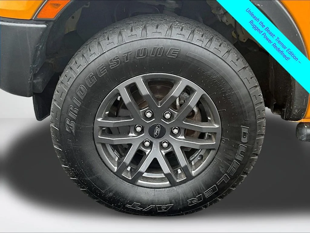 Used 2021 Orange Ford XLT image 9