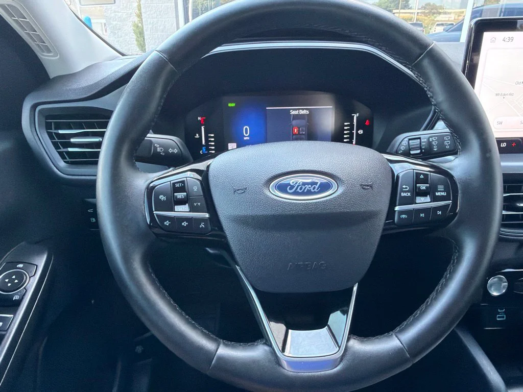 Used 2023 Oxford White Ford Base image 21
