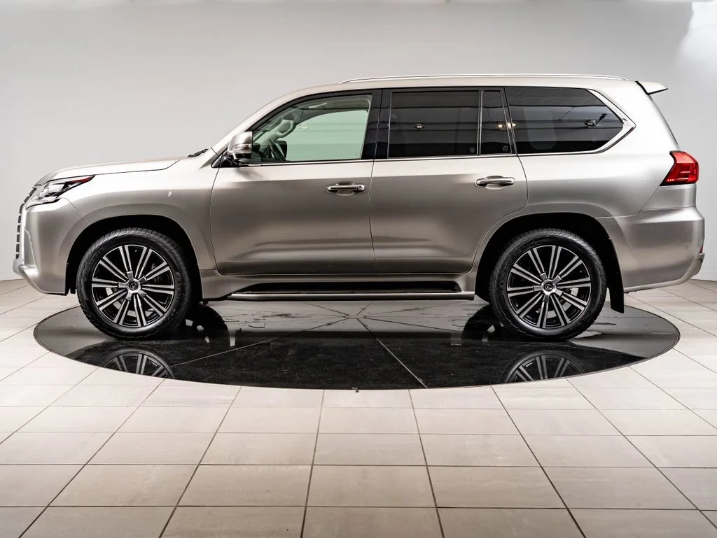Certified Used 2021 Atomic Silver Lexus 570 image 5