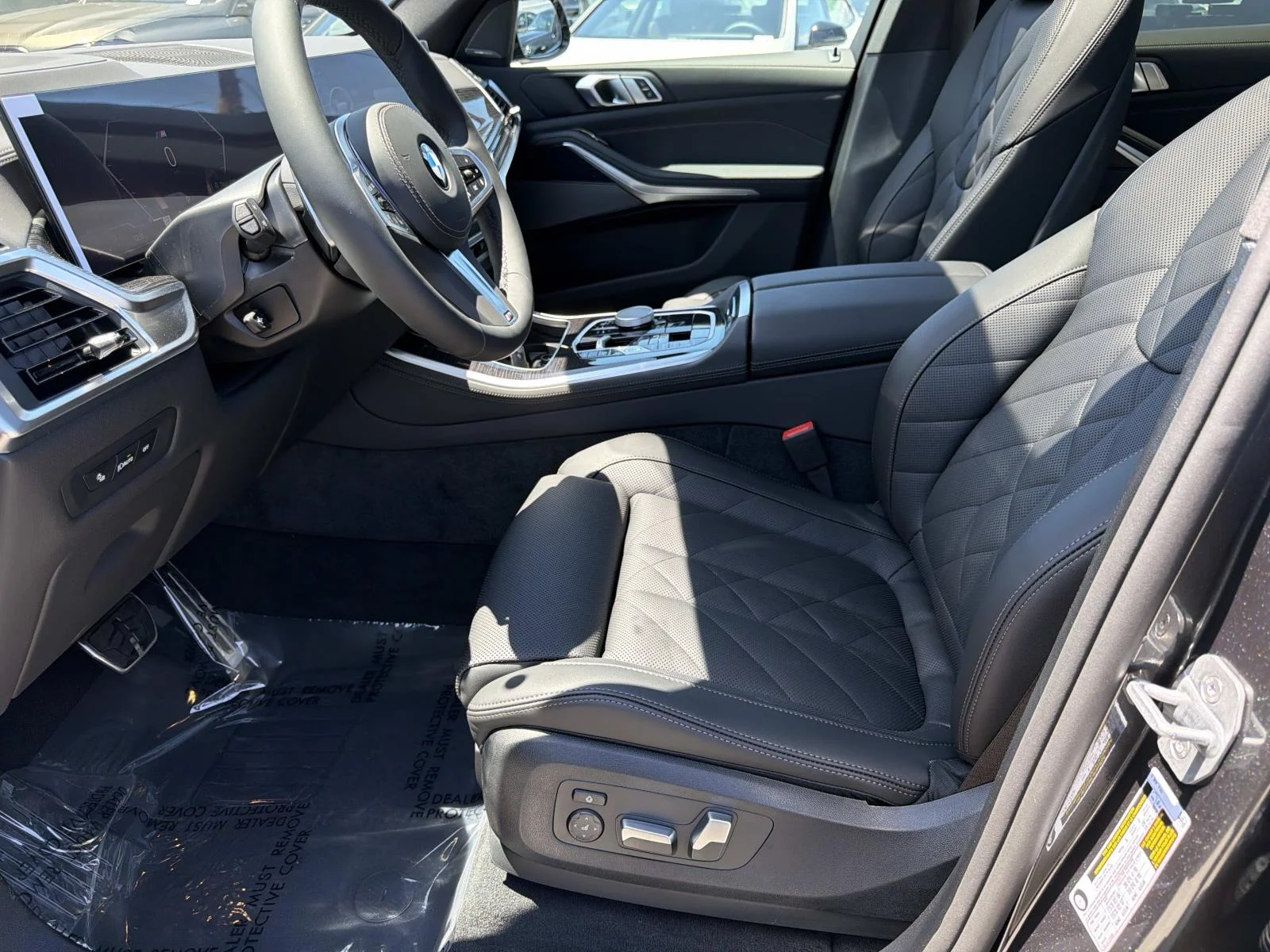 New 2026 Gunmetal II Metallic BMW sDrive40i image 15