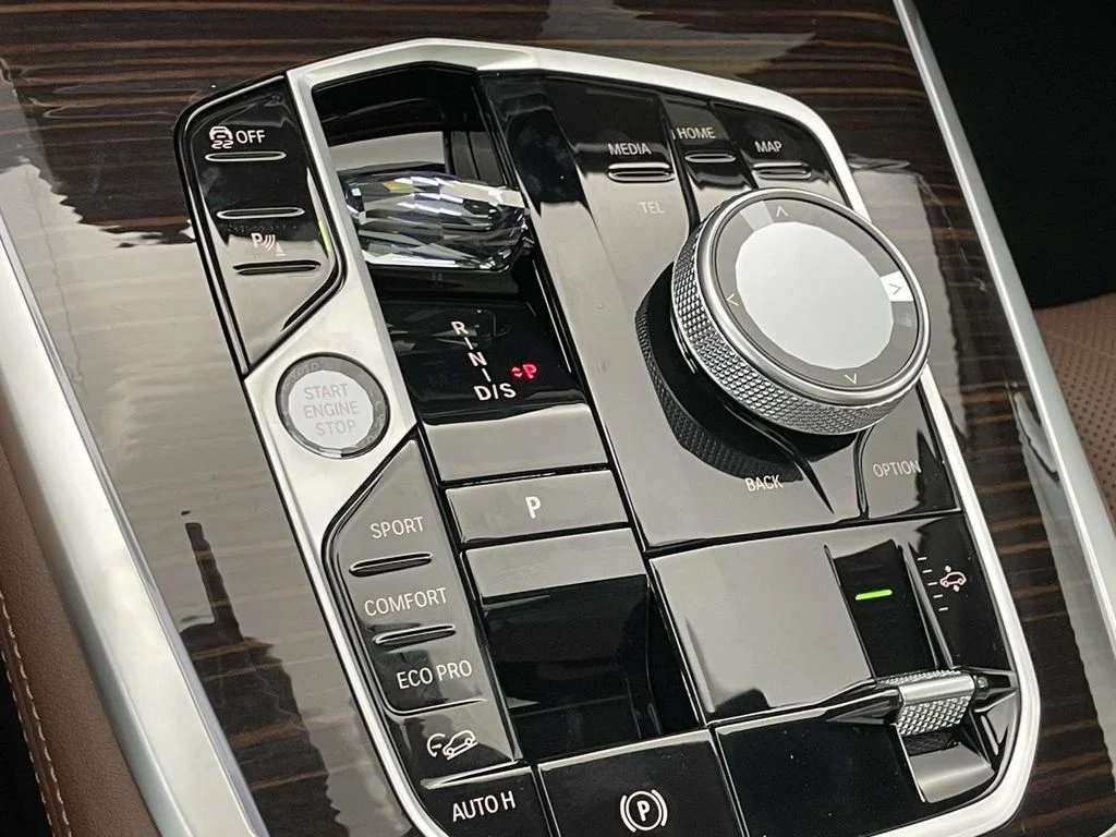 New 2027 Gray BMW xDrive40i image 27