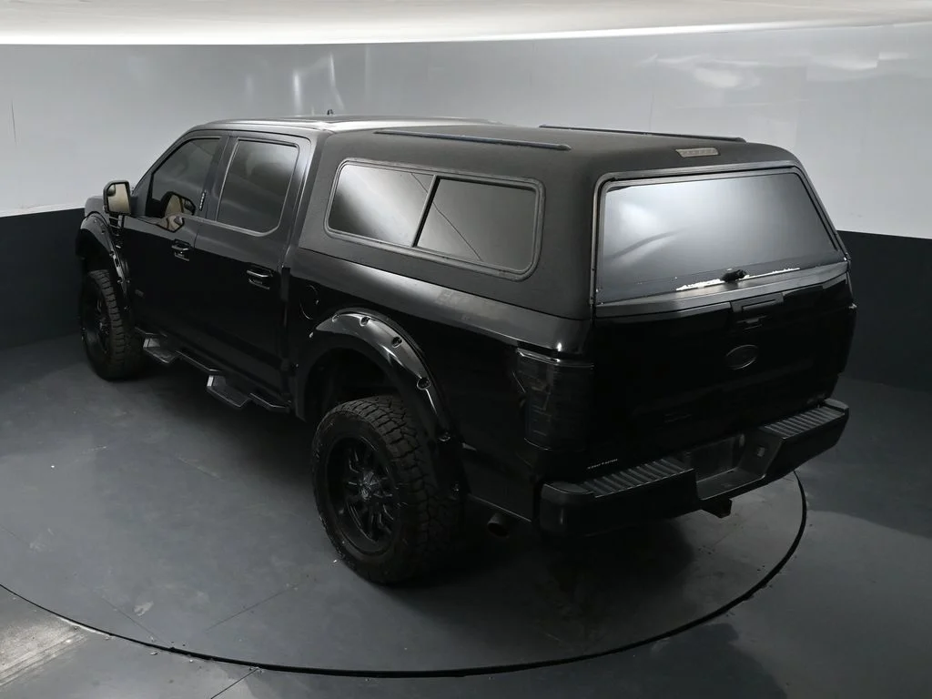 Used 2020 Black Ford XLT image 35