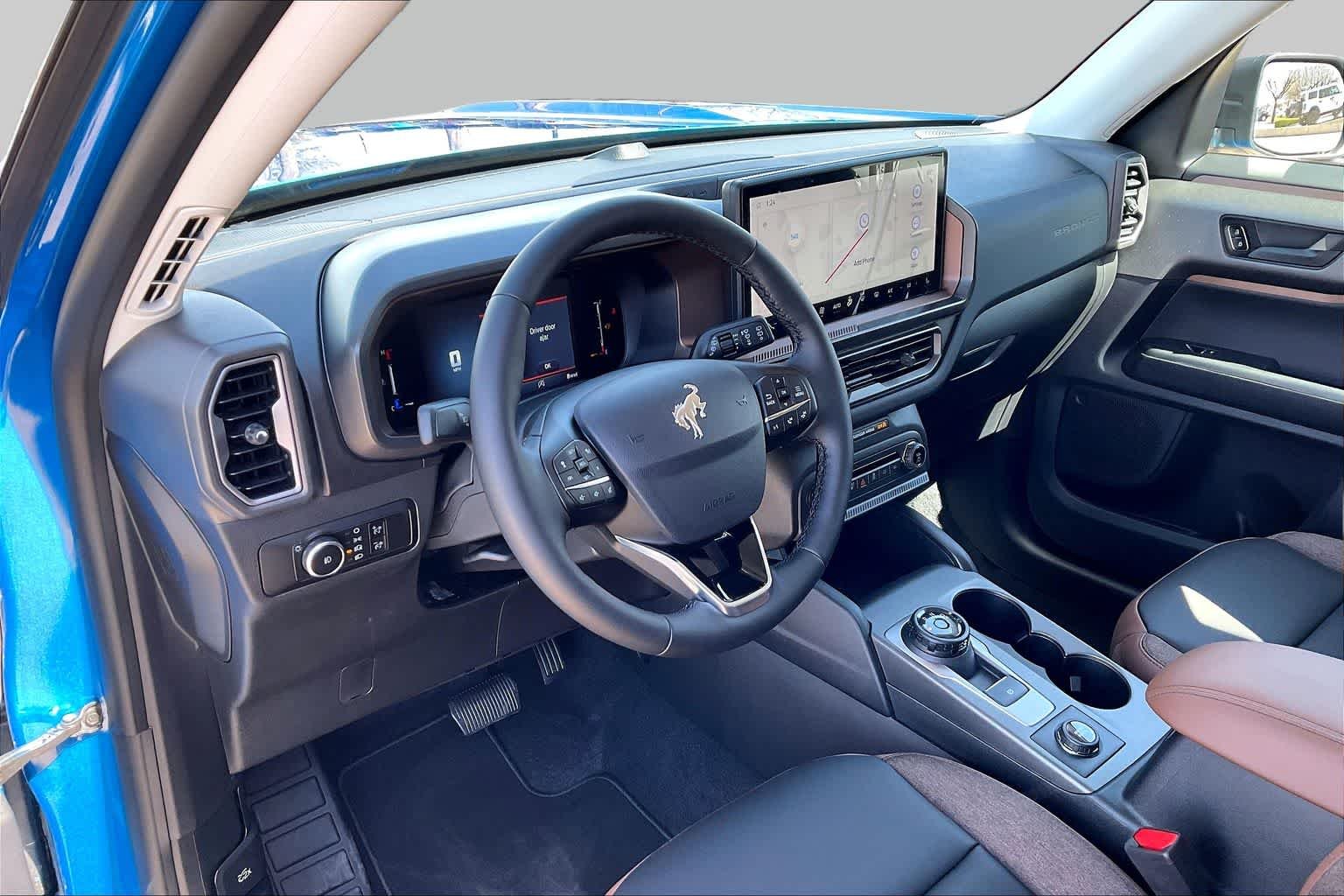 New 2026 Velocity Blue Metallic Ford Outer Banks® image 8