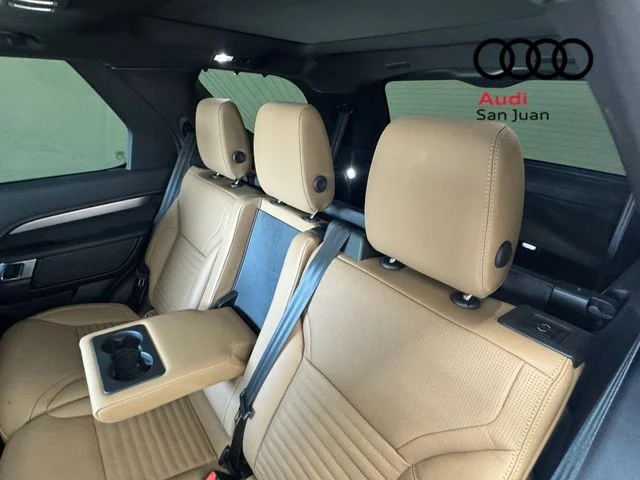 Used 2024 White Land Rover Dynamic SE image 26