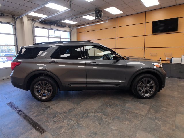 Certified Used 2022 Gray Metallic Ford XLT image 8