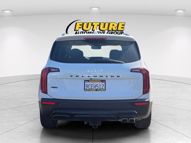Used 2022 White Kia SX image 5