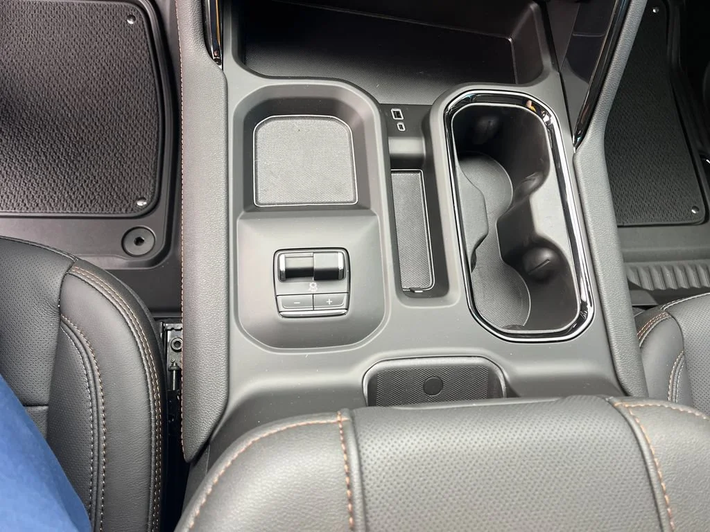 2026 GMC Sierra 2500HD AT4 - Photo 12