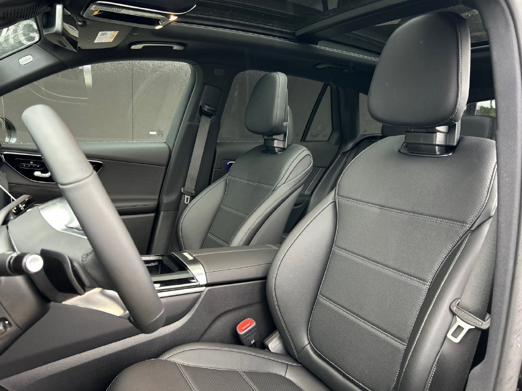 New 2027 Black Mercedes-Benz GLC 300 image 54