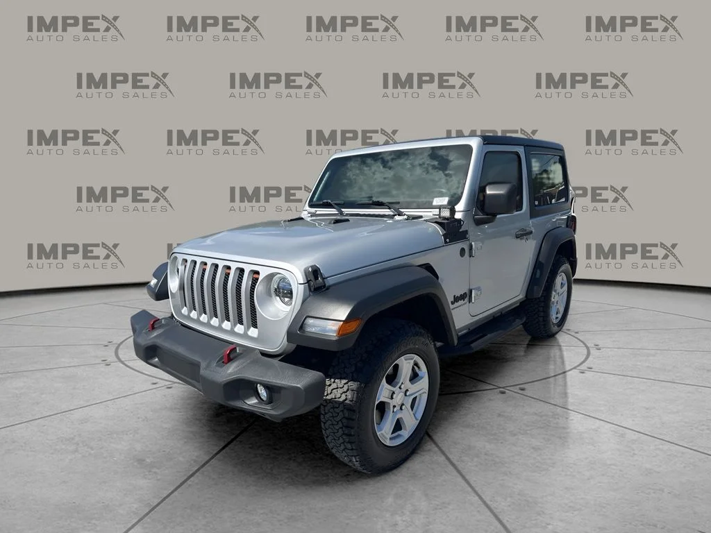 Used 2022 Silver Jeep Sport S image 1
