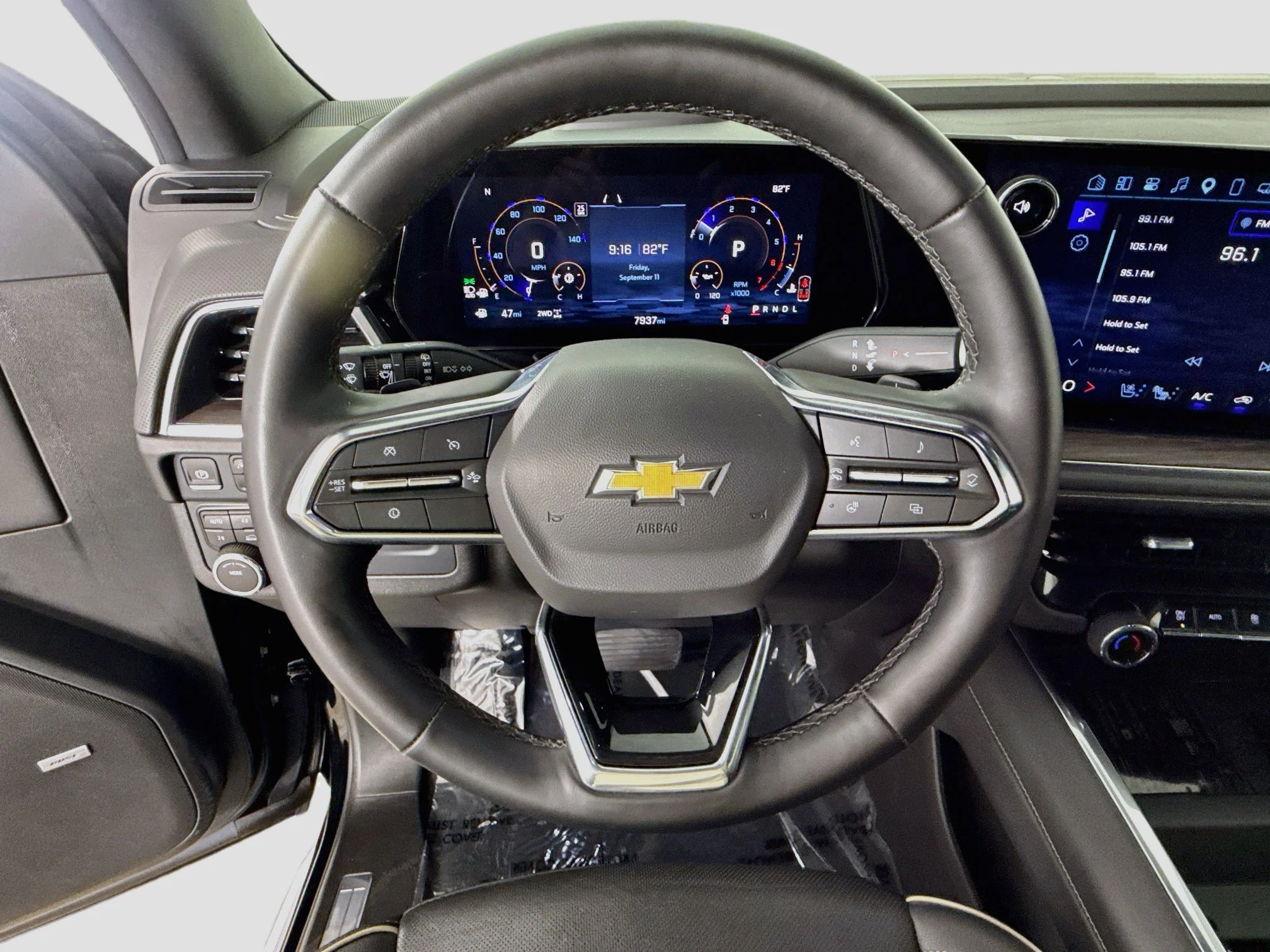 Used 2025 Black Chevrolet Premier image 13