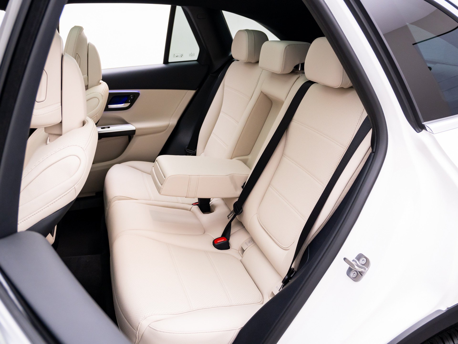 New 2026 White Mercedes-Benz GLC 300 image 55