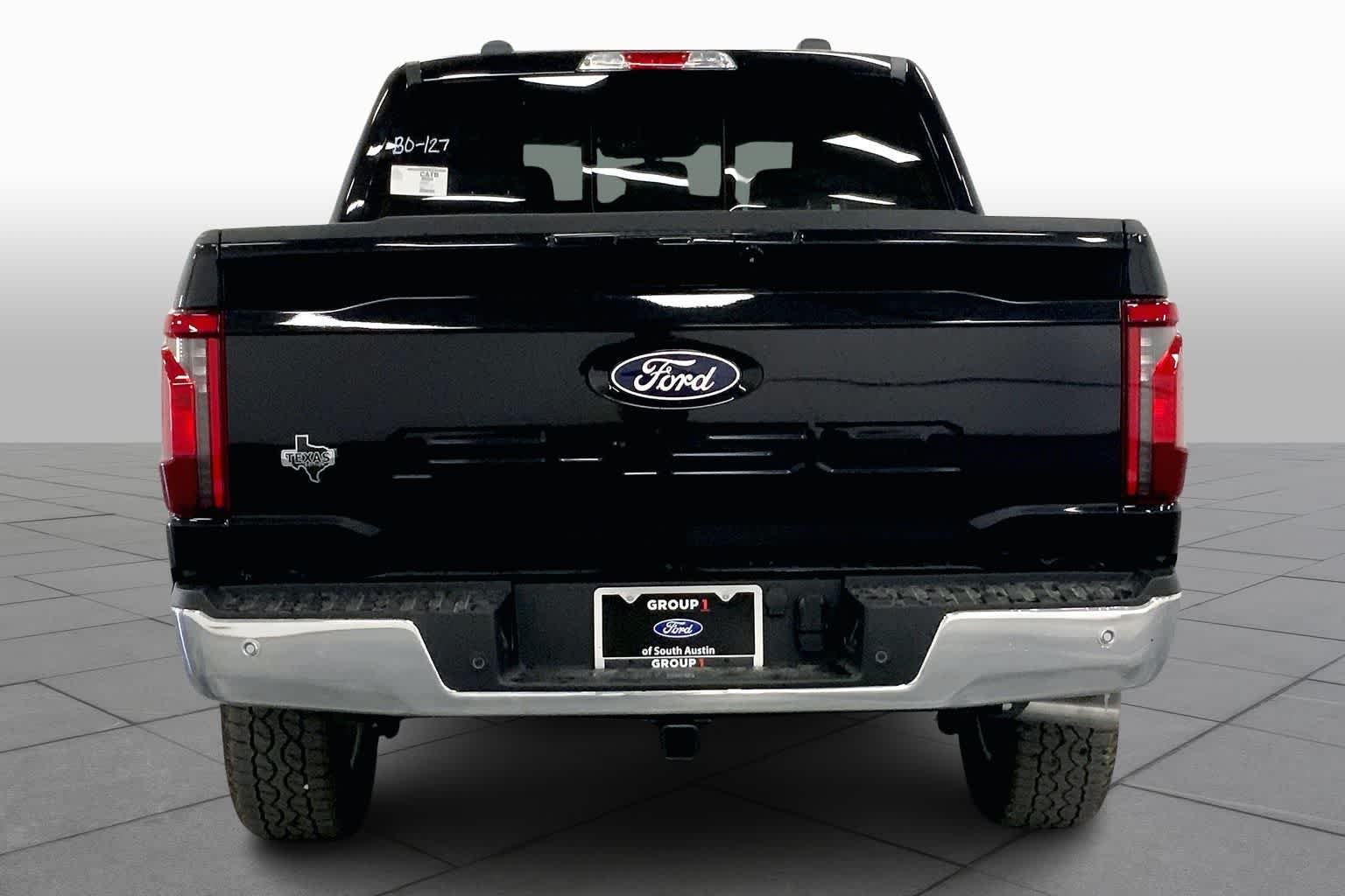New 2026 Agate Black Metallic Ford XLT image 4