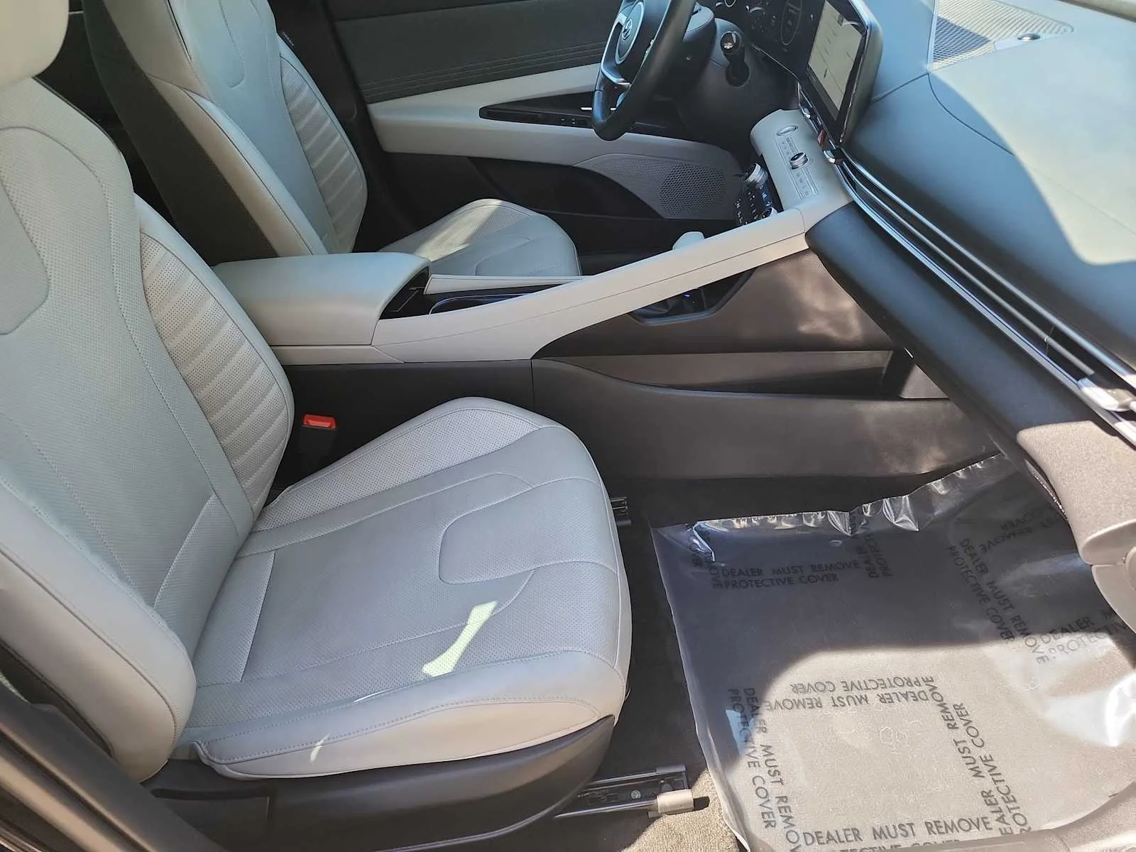 Used 2023 Onyx Black Hyundai Limited image 23
