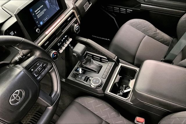 2024 Toyota Tacoma SR5 - Photo 17