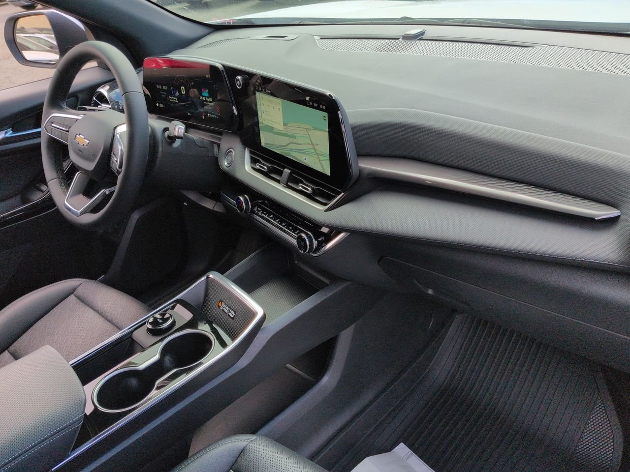 2026 Chevrolet Equinox LT - Photo 30