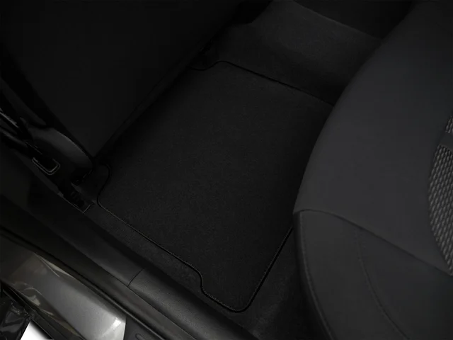 Used 2018 Gray Hyundai Sport image 37