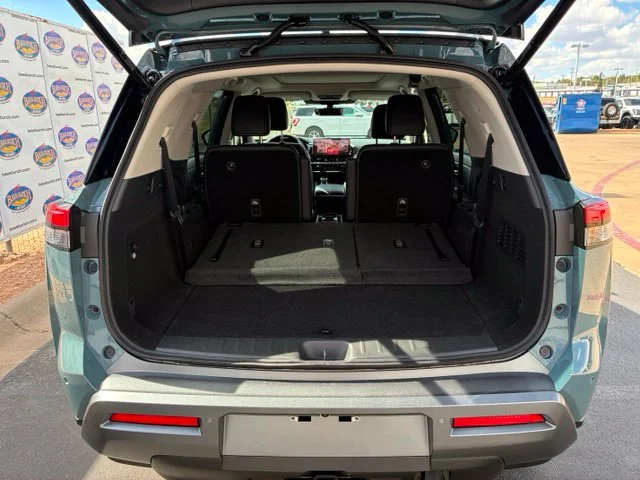 New 2026 Baltic Teal Nissan SL image 6