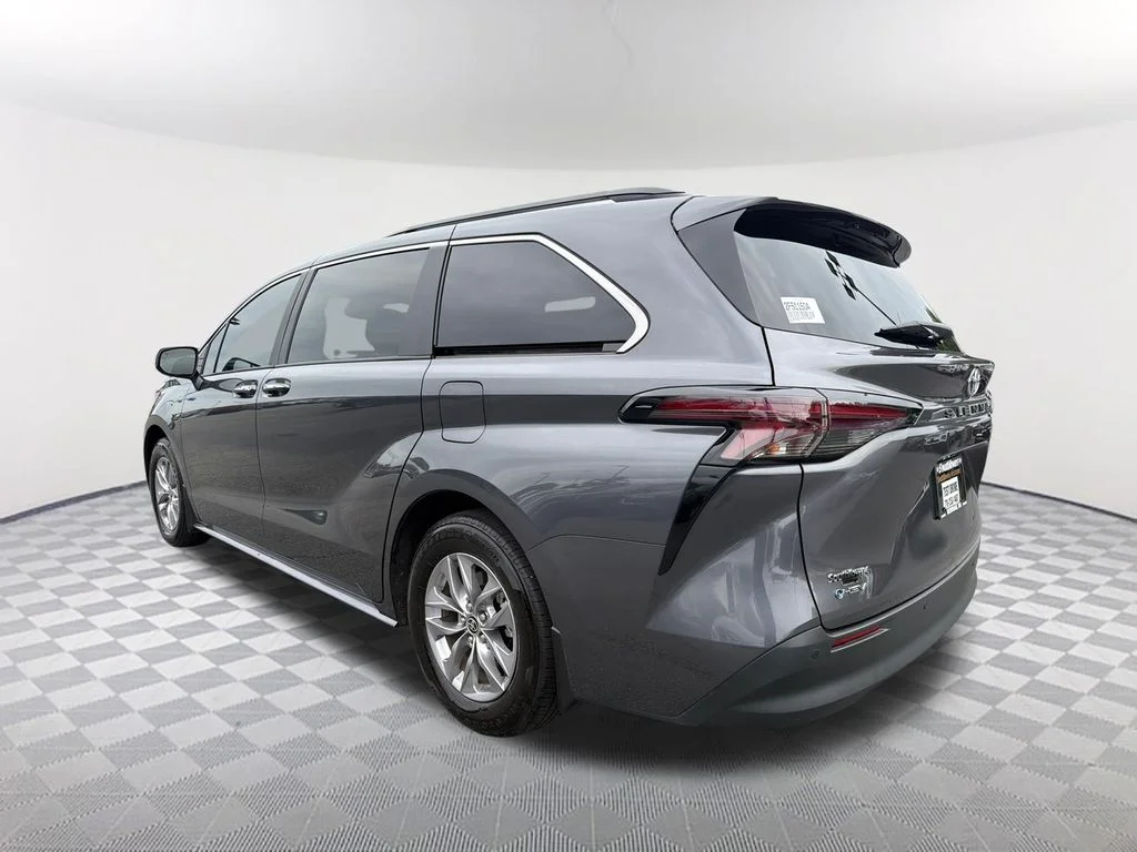 Used 2025 Gray Toyota XLE image 7