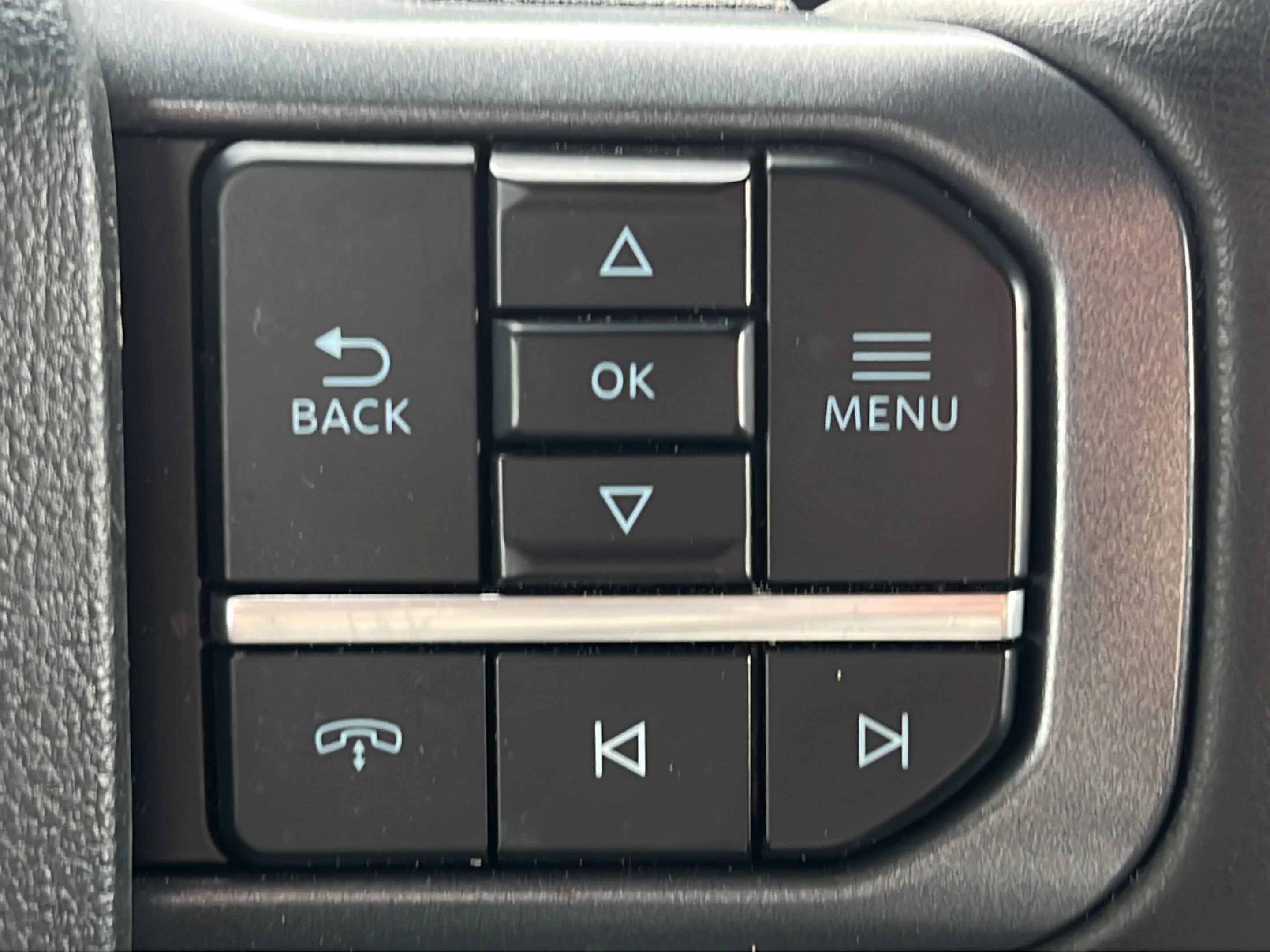 Used 2025 Silver Metallic Ford XLT image 22