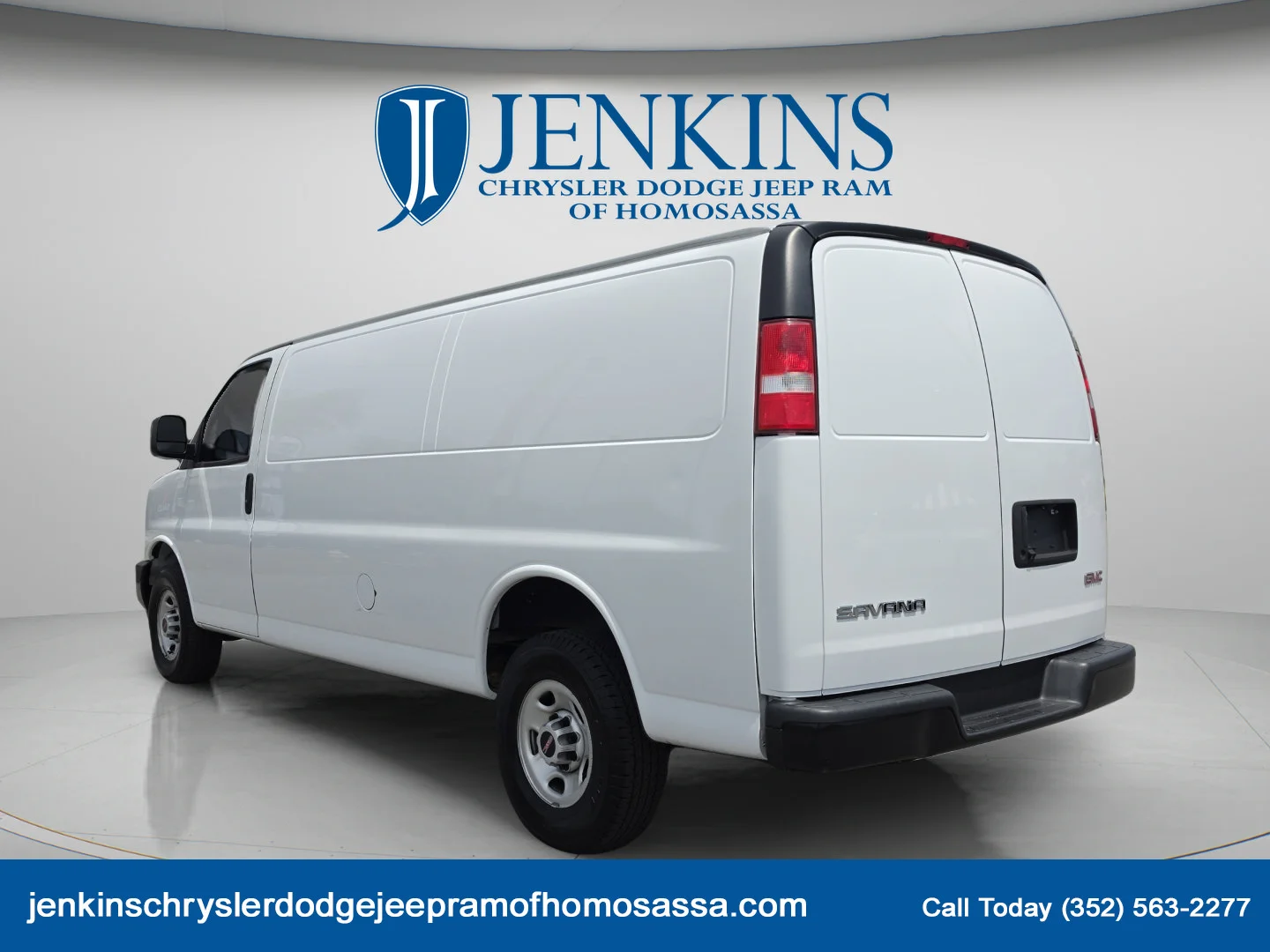 Used 2023 Summit White GMC Work Van image 6