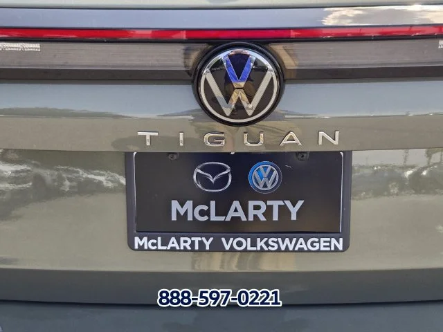New 2026 Avocado Green w/Deep Black Roo Volkswagen 2.0T SEL R-Line Turbo image 12