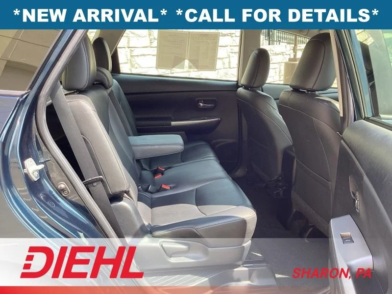 Used 2017  Toyota Four image 12