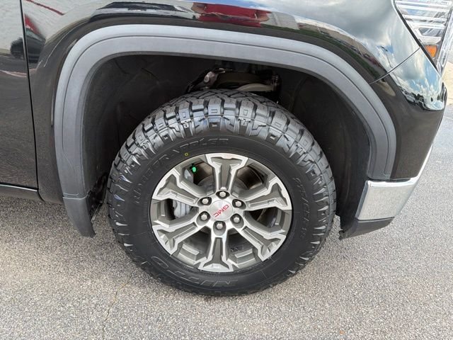 Used 2025 Black GMC SLT image 11
