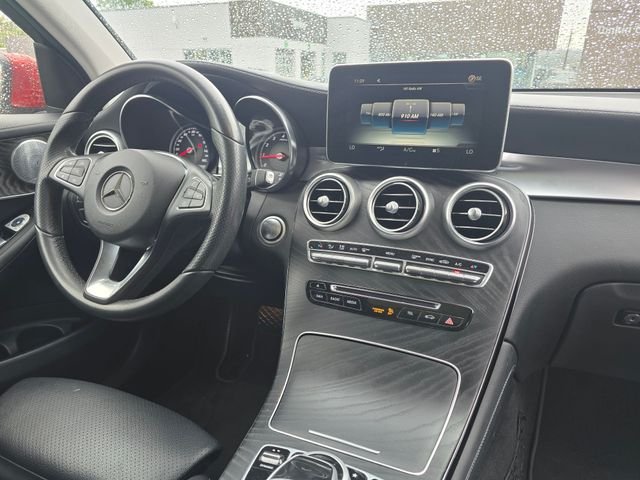 2017 Mercedes-Benz GLC GLC300 - Photo 11