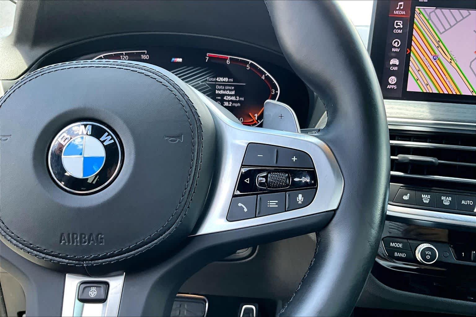 Used 2023 Black Sapphire Metallic BMW sDrive30i image 22