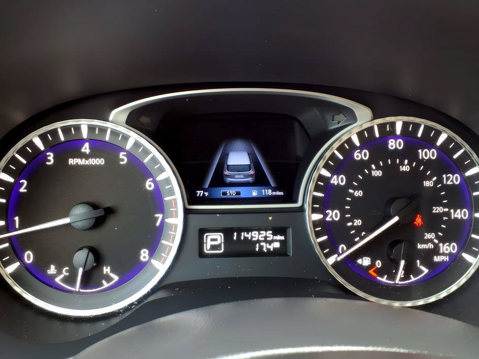 Used 2020 Hermosa Blue INFINITI LUXE image 29