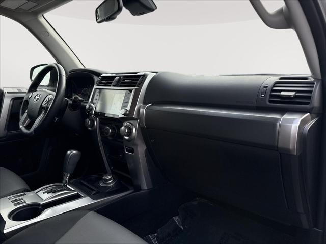 Certified Used 2023 SILVER ME. Toyota  image 9