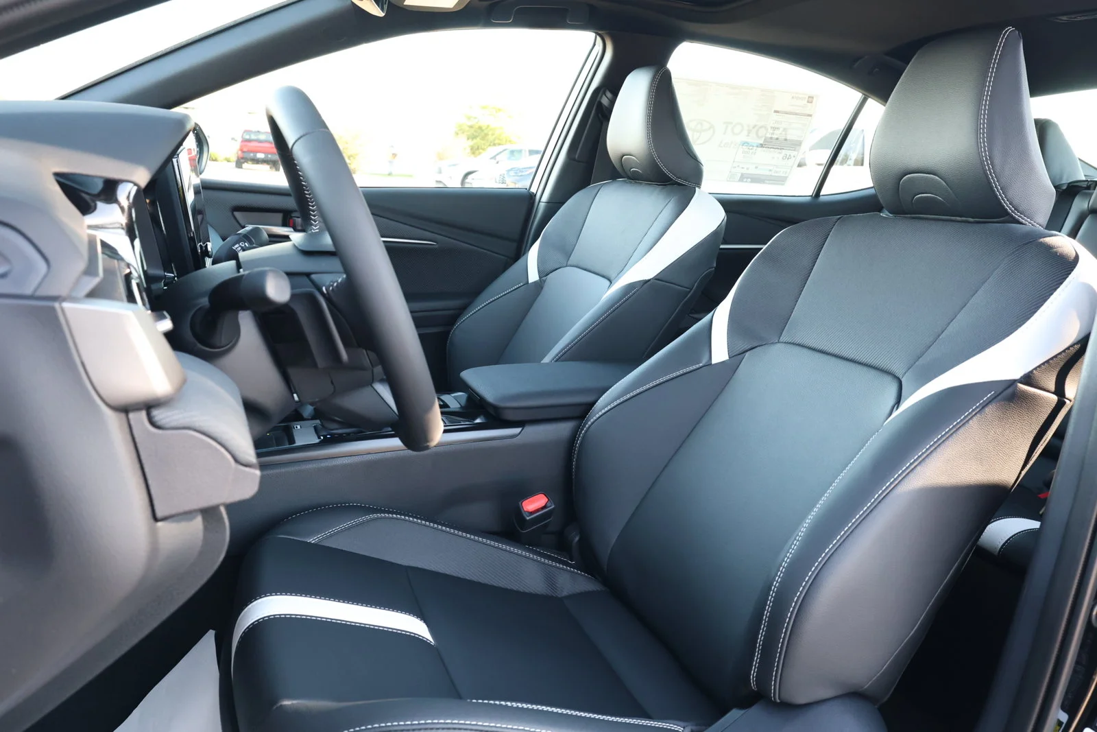 New 2026 Midnight Black Metallic Toyota SE image 27