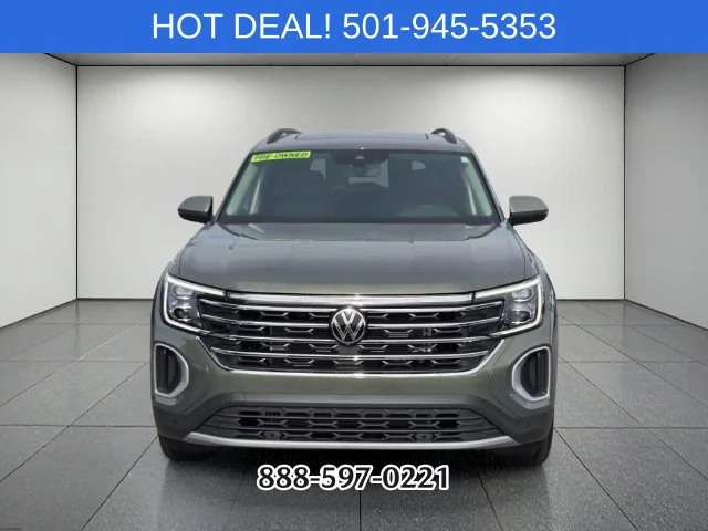 Used 2026 Green Volkswagen SE w/Technology image 8