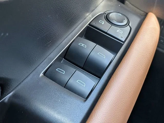 Used 2024 Onyx Black GMC AT4 image 20