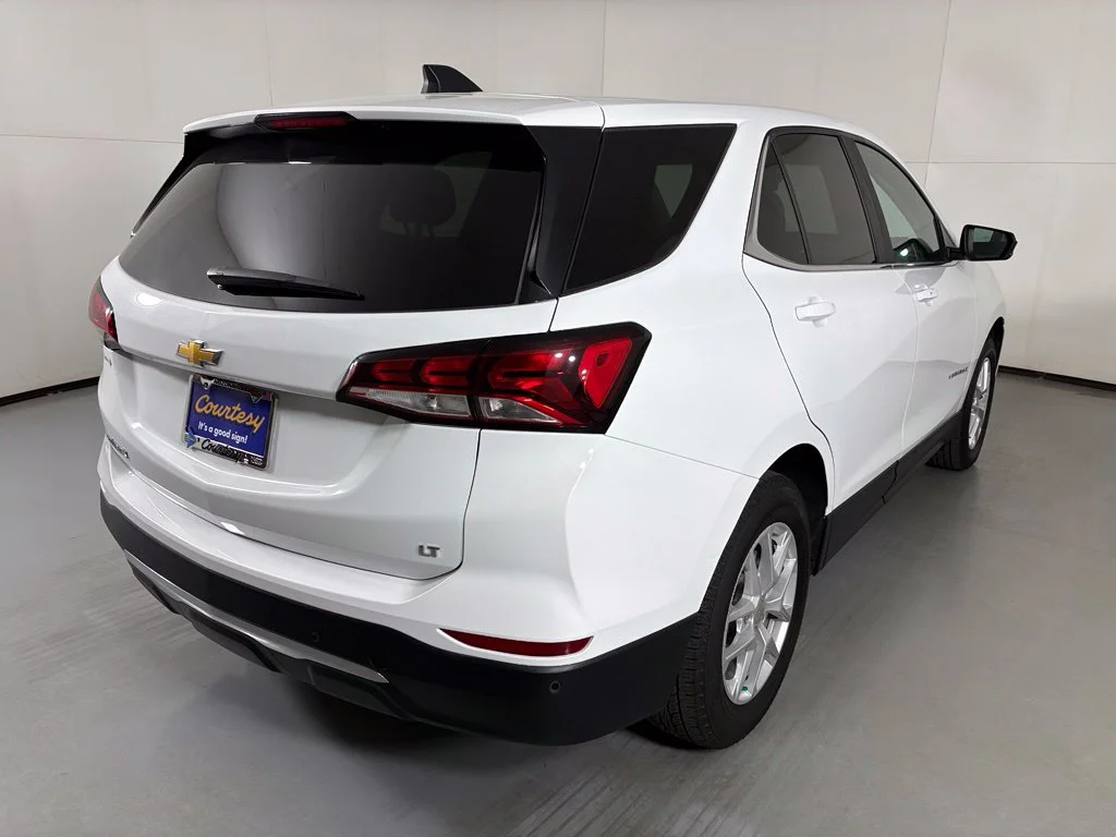 Used 2024 White Chevrolet LT image 8