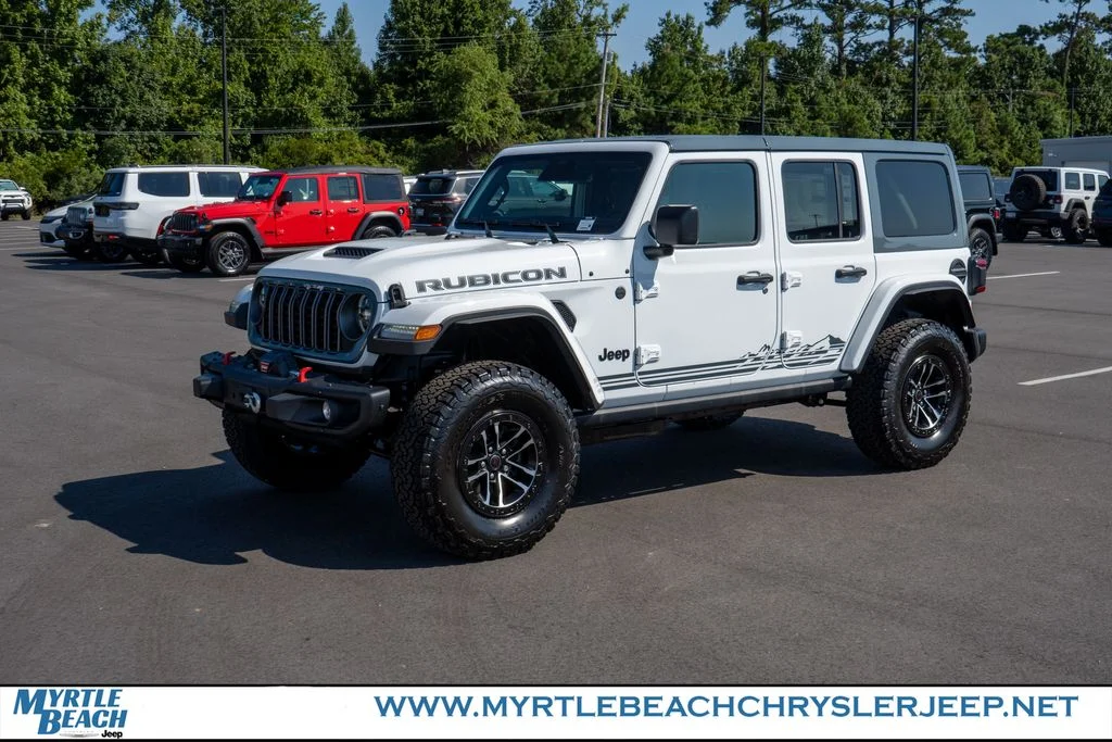 New 2026 Bright White Clear-Coat Exterior Paint Jeep Rubicon image 2