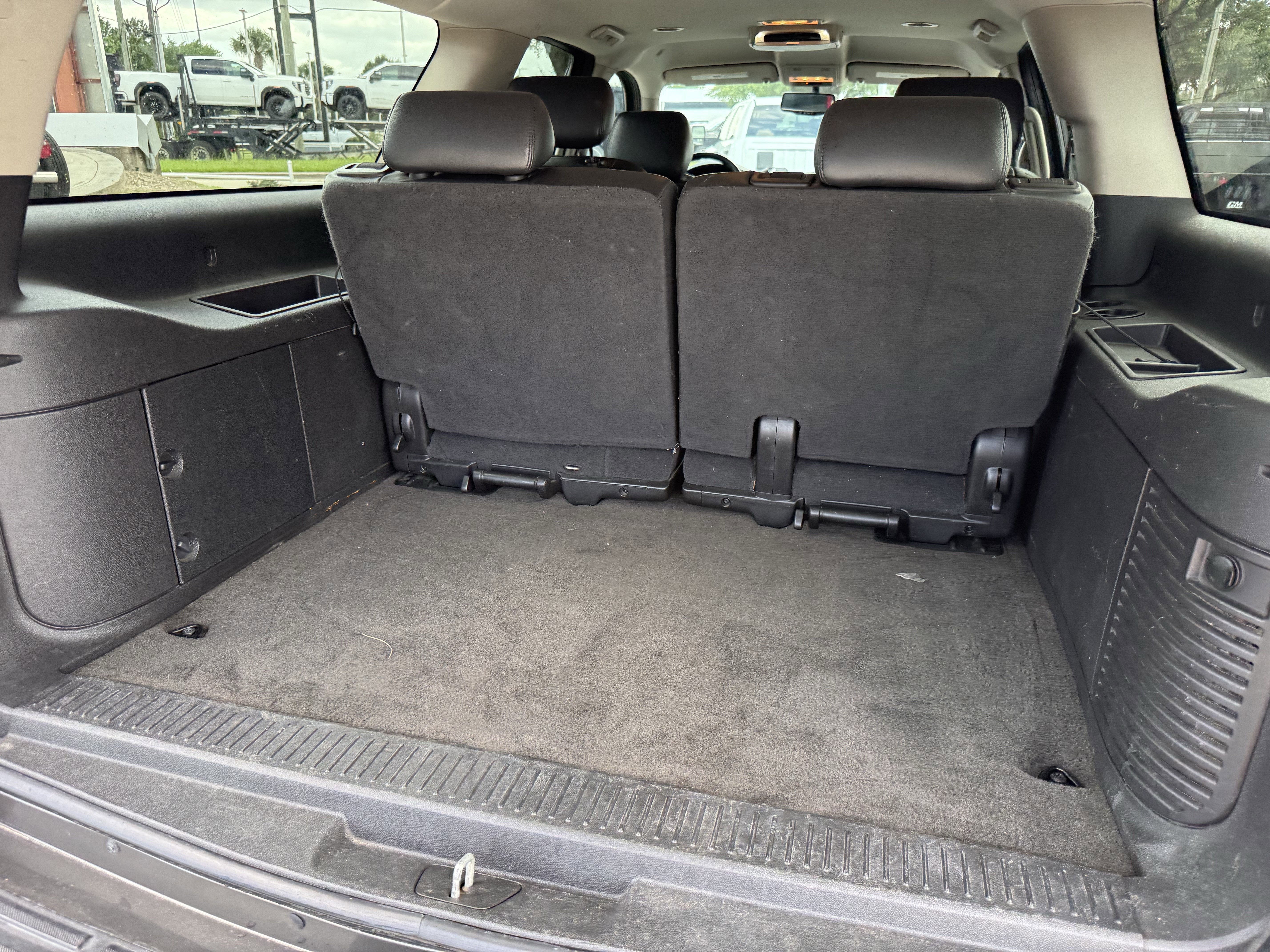 Used 2010 Taupe Gray Metallic Chevrolet LT image 29