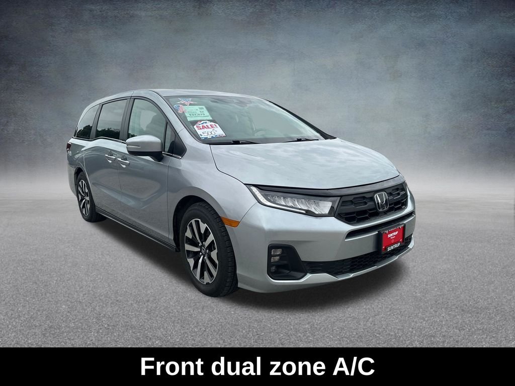 Used 2025 Solar Silver Metallic Honda EX-L image 8
