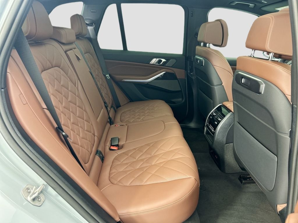 New 2026 Gray Metallic BMW xDrive50e image 21